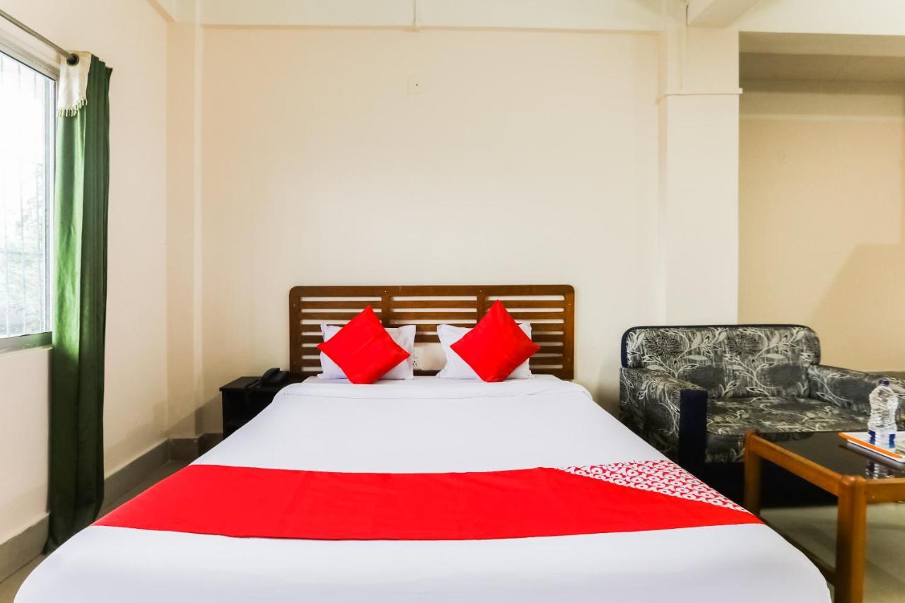 Oyo 44821 Hotel Paane Pasighat Buitenkant foto