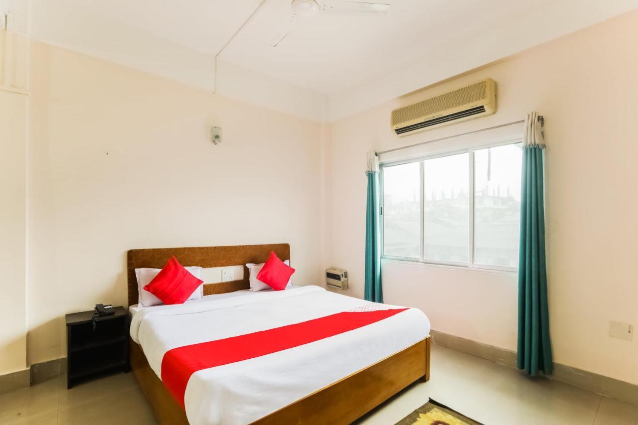 Oyo 44821 Hotel Paane Pasighat Buitenkant foto