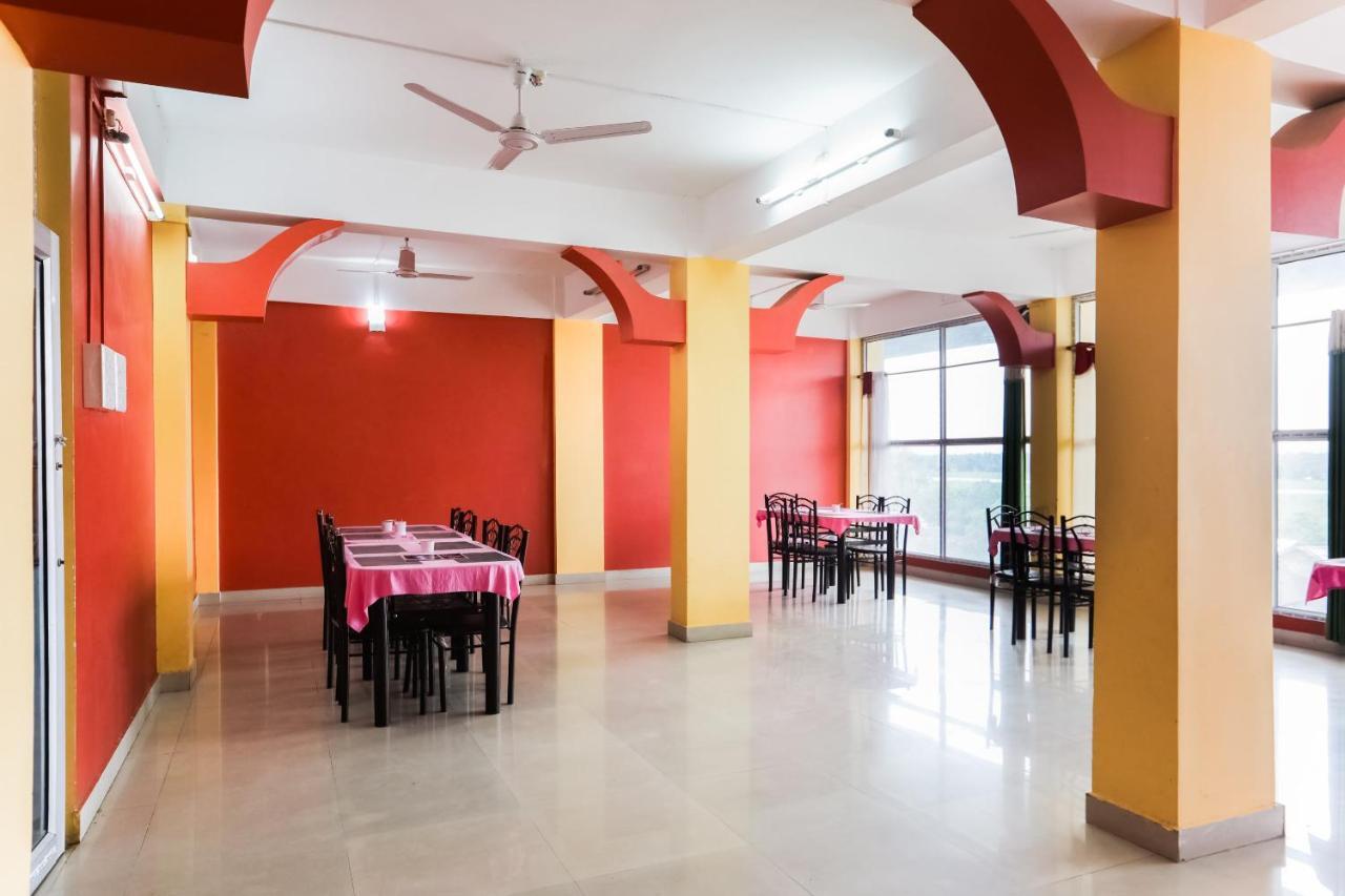 Oyo 44821 Hotel Paane Pasighat Buitenkant foto